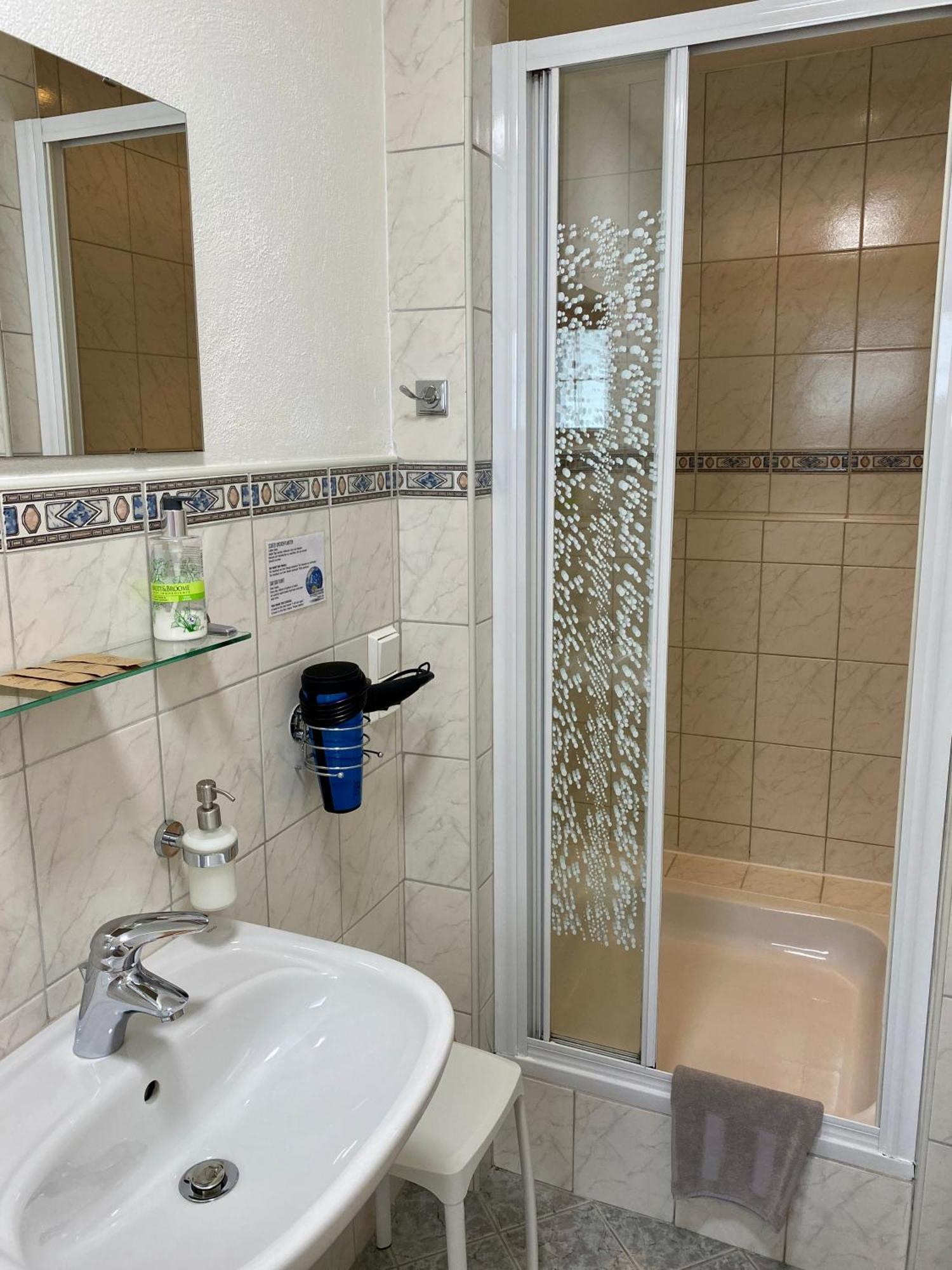 اوبرترون Haus Salzkristall المظهر الخارجي الصورة